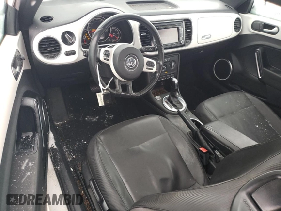 2013 Volkswagen Beetle 2.5L w/Sun with VIN 3VWJP7AT4DM681491, listed as a Copart auction lot 86342784 with Not provided miles and Salvage title. Bid and sale history available at DreamBid. Image 8.