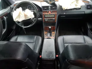 1996 Mercedes-Benz C with VIN WDBHA28E7TF328169, listed as a Copart auction lot 83653124 with 282,232 mi miles and Salvage Title. Bid and sale history available at carsss.com. Image 8.