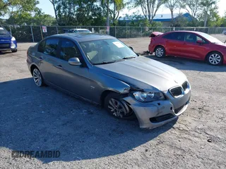 2011 BMW 3 Series 328i xDrive with VIN WBAPK7C50BA972636, listed as a IAAI auction lot 42039093 with 129,456 mi miles and . Bid and sale history available at carsss.com. Image 1.