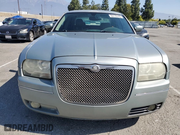 2005 Chrysler 300 with VIN 2C3AA53G45H528705, listed as a Copart auction lot 55176745 with 172,422 mi miles and Clean Title. Bid and sale history available at carsss.com. Image 5.