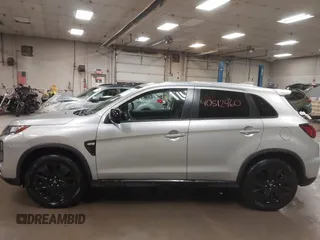 2021 Mitsubishi Outlander ES z VIN JA4APUAU0MU030598, wystawiony jako IAAI lot #40512460 z przebiegiem 52 666 mil mil oraz . Historia ofert i sprzedaży dostępna na DreamBid. Obrazek 14.