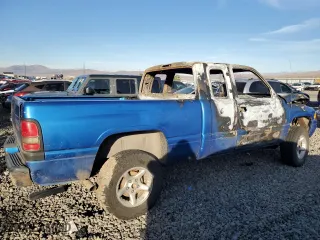 2001 Dodge Ram 1500 with VIN 3B7HF13Z01G190820, listed as a Copart auction lot 83106364 with 0 mi miles and Non Repairable. Bid and sale history available at carsss.com. Image 3.