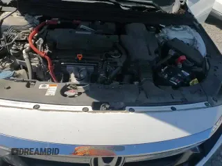 2018 Honda Accord with VIN 1HGCV3F19JA012502, listed as a Copart auction lot 80907545 with 93,461 mi miles and Salvage title. Bid and sale history available at DreamBid. Image 13.