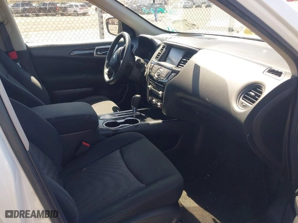 2017 Nissan Pathfinder S with VIN 5N1DR2MN0HC643429, listed as a IAAI auction lot 41699208 with 157,364 mi miles. Bid and sale history available at carsss.com. Image 5.