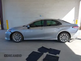 2020 Toyota Camry LE with VIN 4T1C11AKXLU381686, listed as a IAAI auction lot 42013767 with 32,603 mi miles. Bid and sale history available at carsss.com. Image 14.