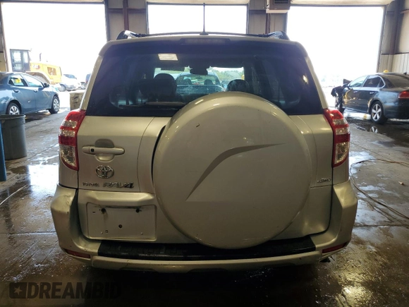 2010 Toyota RAV4 Limited с VIN JTMDF4DV4A5024934, выставлен на аукционе Copart как лот 59849895 с пробегом 219 214 миль миль и Списание • Salvage title. История ставок и продаж доступна на DreamBid. Изображение 6.