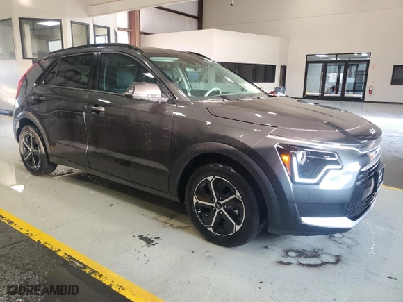 2024 Kia Niro Plug-In Hybrid EX with VIN KNDCS3LF0R5189094, listed as a Copart auction lot 44306265 with NaN miles and Salvage Title. Bid and sale history available at carsss.com. Image 4.