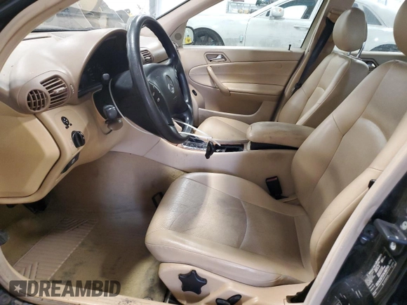 2002 Mercedes-Benz C 230/260/280/320 with VIN WDBRF61J42F268306, listed as a Copart auction lot 87206814 with 176,181 mi miles and Clean Title. Bid and sale history available at DreamBid. Image 7.