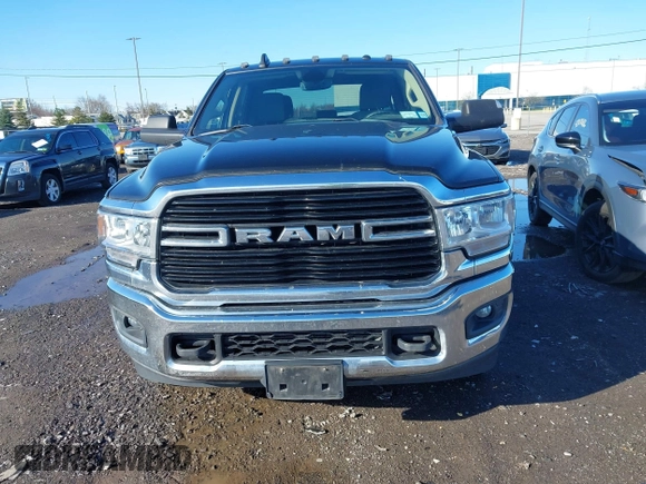 2019 Ram 2500 Big Horn with VIN 3C6UR5JL7KG626549, listed as a IAAI auction lot 42034609 with 47,996 mi miles. Bid and sale history available at carsss.com. Image 12.