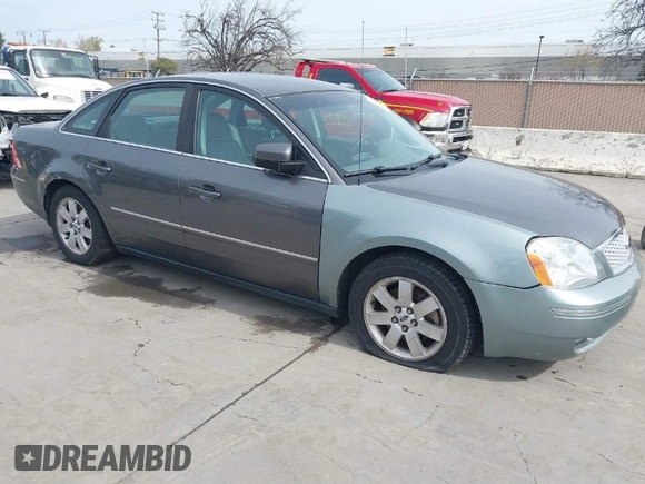 2006 Ford Five Hundred SEL with VIN 1FAFP24106G147137, listed as a IAAI auction lot 41823911 with 132,936 mi miles. Bid and sale history available at carsss.com. Image 1.