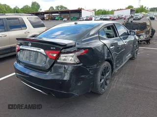 2017 Nissan Maxima SR с VIN 1N4AA6AP9HC391679, выставлен на аукционе IAAI как лот 41070687 с пробегом 141 355 миль миль и . История ставок и продаж доступна на DreamBid. Изображение 4.