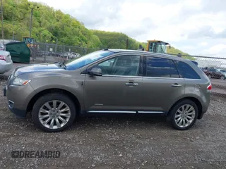 2012 Lincoln MKX with VIN 2LMDJ8JK4CBL11396, listed as a IAAI auction lot 42173631 with 184,597 mi miles and . Bid and sale history available at DreamBid. Image 14.