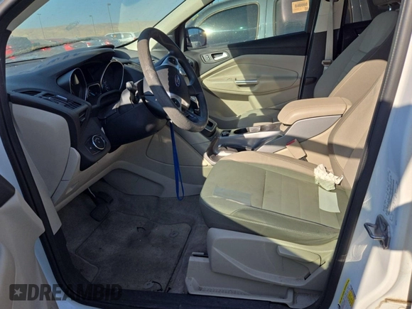 2013 Ford Escape SE z VIN 1FMCU9GX2DUB46936, wystawiony jako IAAI lot #42792269 z przebiegiem 196 885 mil mil oraz . Historia ofert i sprzedaży dostępna na DreamBid. Obrazek 14.