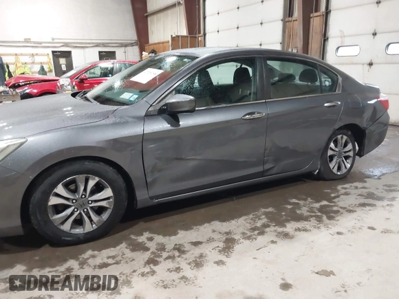 2014 Honda Accord LX z VIN 1HGCR2F32EA235082, wystawiony jako IAAI lot #42225758 z przebiegiem 132 832 mil mil oraz . Historia ofert i sprzedaży dostępna na DreamBid. Obrazek 6.