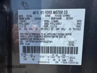 2006 Ford F-150 XLT с VIN 1FTPW12V16FB22741, выставлен на аукционе Copart как лот 65656865 с пробегом 143 386 миль миль и На запчасти • Non repairable. История ставок и продаж доступна на DreamBid. Изображение 15.