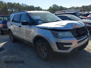2016 Ford Explorer with VIN 1FM5K8B89GGB15484, listed as a IAAI auction lot 41653792 with 125,074 mi miles and . Bid and sale history available at carsss.com. Image 1.