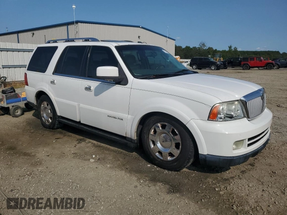 2006 Lincoln Navigator Luxury with VIN 5LMFU28596LJ05811, listed as a Copart auction lot 70048584 with 214,952 mi miles and Salvage Title. Bid and sale history available at carsss.com. Image 4.