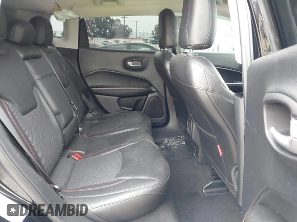 2018 Jeep Compass Trailhawk with VIN 3C4NJDDB3JT451658, listed as a IAAI auction lot 42087588 with 90,189 mi miles and . Bid and sale history available at DreamBid. Image 8.