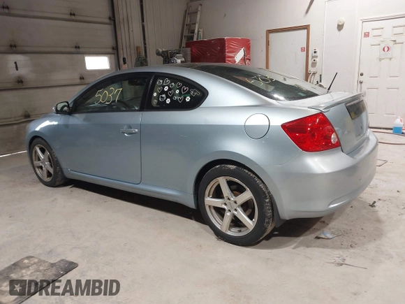 2005 Scion tC z VIN JTKDE177X50055888, wystawiony jako IAAI lot #41955037 z przebiegiem 129 632 mil mil oraz . Historia ofert i sprzedaży dostępna na DreamBid. Obrazek 3.