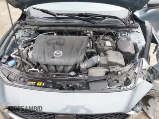 2022 Mazda 3 Carbon Edition z VIN 3MZBPACL2NM310491, wystawiony jako IAAI lot #41981966 z przebiegiem 50 314 mil mil oraz . Historia ofert i sprzedaży dostępna na DreamBid. Obrazek 10.