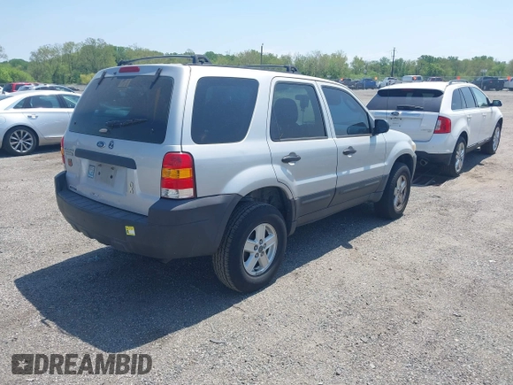2006 Ford Escape XLS with VIN 1FMYU02Z36KB78643, listed as a IAAI auction lot 42170858 with 124,283 mi miles and . Bid and sale history available at DreamBid. Image 4.