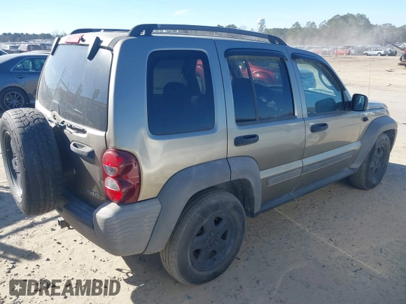 2006 Jeep Liberty Sport with VIN 1J4GL48526W212119, listed as a IAAI auction lot 41476124 with 130,773 mi miles and . Bid and sale history available at carsss.com. Image 4.