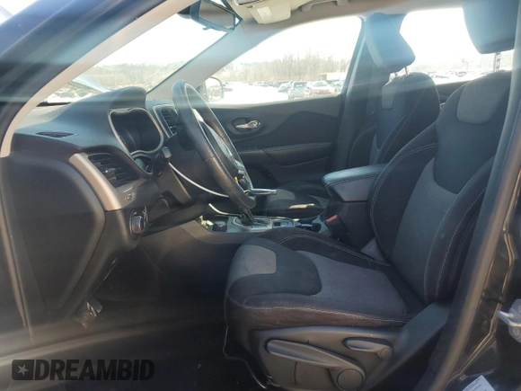 2015 Jeep Cherokee Sport with VIN 1C4PJMAB4FW588042, listed as a Copart auction lot 45660385 with 186,455 mi miles and Salvage Title. Bid and sale history available at carsss.com. Image 7.