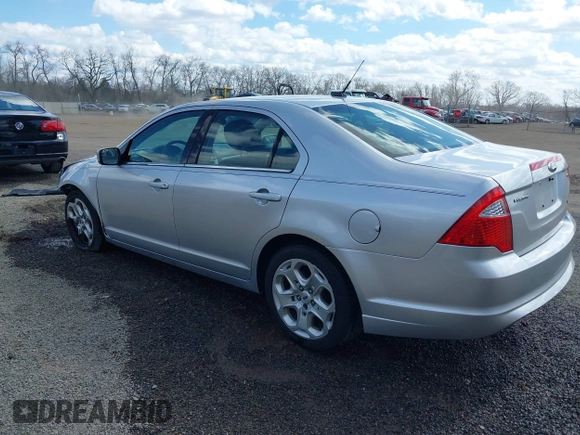 2011 Ford Fusion SE with VIN 3FAHP0HA8BR273529, listed as a IAAI auction lot 41890616 with 85,486 mi miles. Bid and sale history available at carsss.com. Image 3.