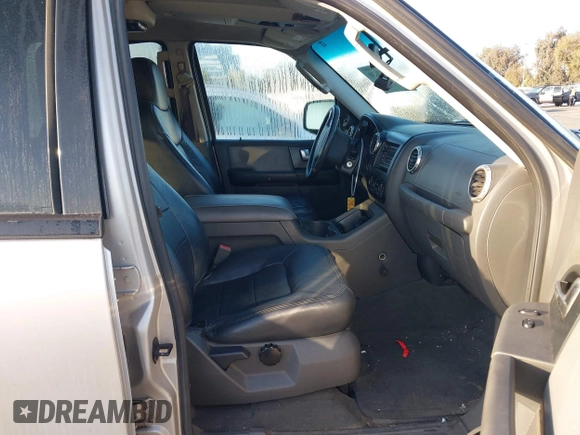 2003 Ford Expedition XLT Value with VIN 1FMPU16W93LA35218, listed as a IAAI auction lot 42137630 with 299,552 mi miles and . Bid and sale history available at DreamBid. Image 5.