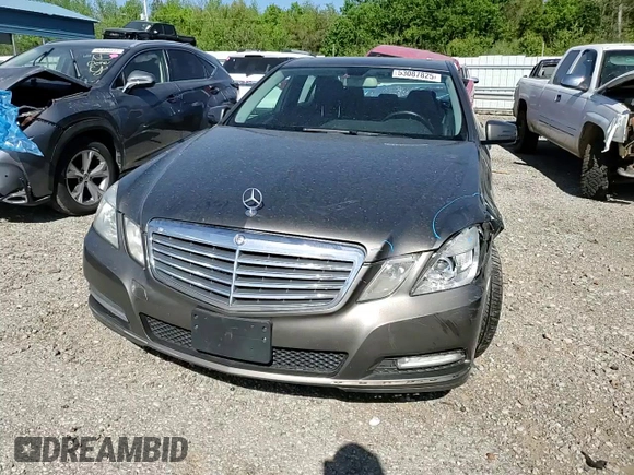 2012 Mercedes-Benz E 350 Luxury with VIN WDDHF8JB8CA532651, listed as a Copart auction lot 53087825 with 226,966 mi miles and Clean Title. Bid and sale history available at DreamBid. Image 11.