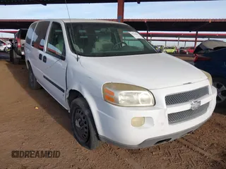2006 Chevrolet Uplander LS Fleet with VIN 1GNDV23LX6D204348, listed as a IAAI auction lot 41242847 with 306,396 mi miles. Bid and sale history available at carsss.com. Image 1.