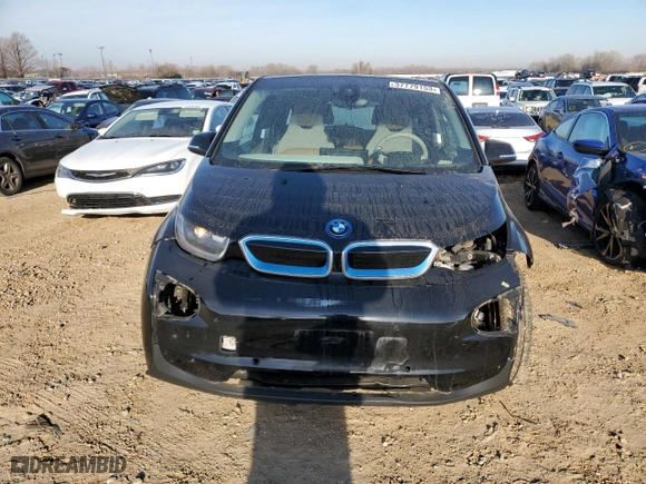 2017 BMW i3 with VIN WBY1Z8C51HV889369, listed as a Copart auction lot 37779153 with 31,353 mi miles. Bid and sale history available at carsss.com. Image 5.