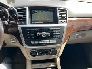2013 Mercedes-Benz M 350 z VIN 4JGDA2EB9DA148518, wystawiony jako Copart lot #57175705 z przebiegiem 174 131 mil mil oraz Tytuł czysty. Historia ofert i sprzedaży dostępna na DreamBid. Obrazek 10.