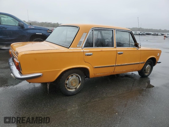 1984 FIAT 124 Spider z VIN SUP115CC602154116, wystawiony jako Copart lot #82469494 z przebiegiem 3 613 mil mil oraz Szkoda całkowita • Salvage title. Historia ofert i sprzedaży dostępna na DreamBid. Obrazek 3.
