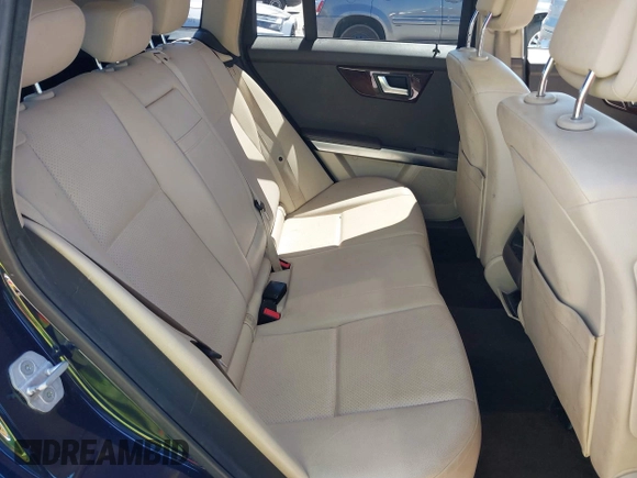 2014 Mercedes-Benz GLK 350 with VIN WDCGG5HB0EG337418, listed as a IAAI auction lot 41897311 with 161,358 mi miles and . Bid and sale history available at DreamBid. Image 8.