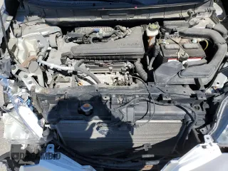 2016 Nissan Rogue S z VIN KNMAT2MV3GP714199, wystawiony jako Copart lot #49898885 z przebiegiem 97 590 mil mil oraz Szkoda całkowita • Salvage title. Historia ofert i sprzedaży dostępna na DreamBid. Obrazek 13.