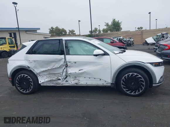 2024 Hyundai Ioniq 5 Limited with VIN KM8KRDDF3RU251679, listed as a IAAI auction lot 42408641 with 14,826 mi miles and . Bid and sale history available at DreamBid. Image 13.