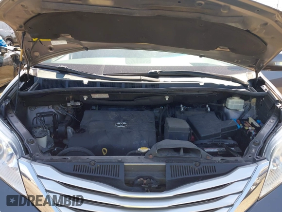 2013 Toyota Sienna XLE with VIN 5TDDK3DC0DS059036, listed as a IAAI auction lot 42069896 with 124,105 mi miles and . Bid and sale history available at DreamBid. Image 10.