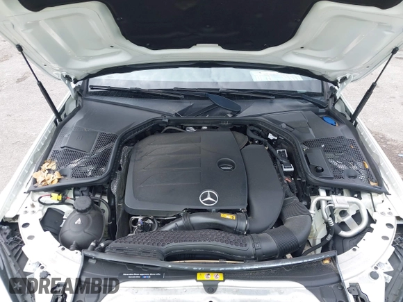 2019 Mercedes-Benz C 300 z VIN 55SWF8EB4KU318644, wystawiony jako IAAI lot #42627064 z przebiegiem 60 400 mil mil oraz . Historia ofert i sprzedaży dostępna na DreamBid. Obrazek 10.