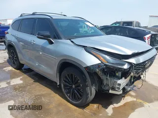 2023 Toyota Highlander L with VIN 5TDKDRAHXPS016140, listed as a IAAI auction lot 42275211 with 33,144 mi miles and . Bid and sale history available at DreamBid. Image 1.