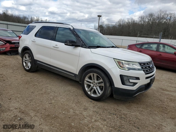 2016 Ford Explorer XLT with VIN 1FM5K7D84GGB02424, listed as a Copart auction lot 46361225 with 121,650 mi miles and Clean Title. Bid and sale history available at carsss.com. Image 4.