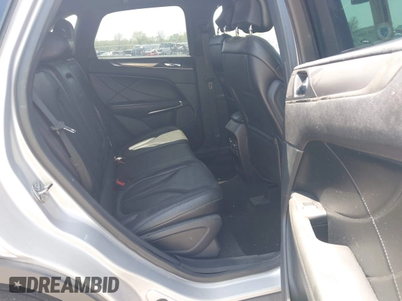 2015 Lincoln MKC with VIN 5LMCJ2A94FUJ16038, listed as a IAAI auction lot 42057400 with 102,848 mi miles. Bid and sale history available at carsss.com. Image 8.
