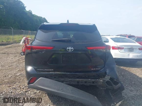 2021 Toyota Highlander XLE with VIN 5TDHZRBH3MS523919, listed as a IAAI auction lot 42264788 with 175,450 mi miles and . Bid and sale history available at DreamBid. Image 16.