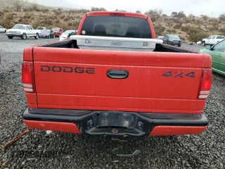 1998 Dodge Dakota SLT with VIN 1B7GG22X1WS598712, listed as a Copart auction lot 76095004 with 196,012 mi miles and Salvage Title. Bid and sale history available at carsss.com. Image 6.