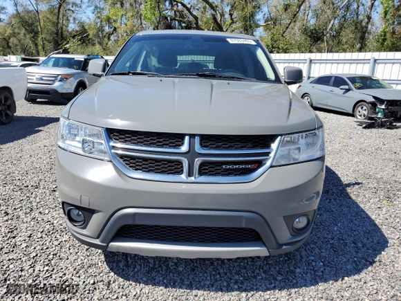 2019 Dodge Journey SE with VIN 3C4PDCBB3KT866560, listed as a Copart auction lot 47003465 with 100,593 mi miles and Non Repairable. Bid and sale history available at carsss.com. Image 5.