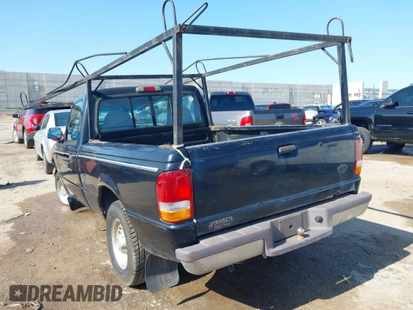 1997 Ford Ranger XLT z VIN 1FTCR10A4VTA44803, wystawiony jako IAAI lot #42479081 z przebiegiem 162 346 mil mil oraz . Historia ofert i sprzedaży dostępna na DreamBid. Obrazek 3.