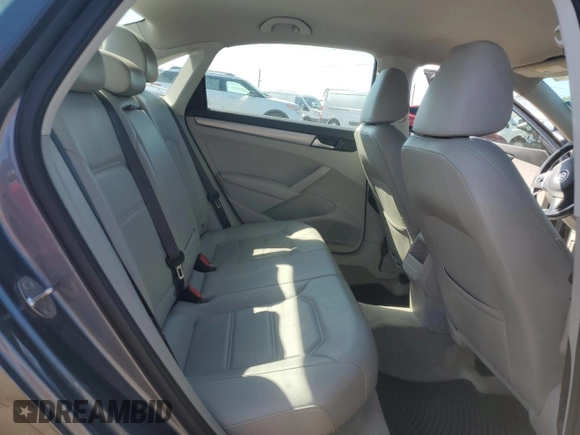 2015 Volkswagen Passat Limited Edition Edition с VIN 1VWAT7A36FC098372, выставлен на аукционе Copart как лот 62007255 с пробегом 147 557 миль миль и Чистый • Clean title. История ставок и продаж доступна на DreamBid. Изображение 10.