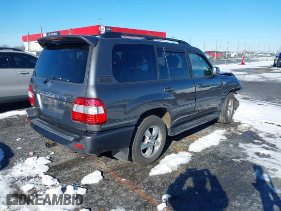 2007 Toyota Land Cruiser with VIN JTEHT05J372107212, listed as a IAAI auction lot 41281746 with 136,460 mi miles. Bid and sale history available at carsss.com. Image 4.