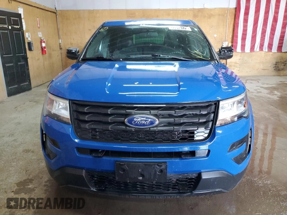 2019 Ford Police Interceptor Utility z VIN 1FM5K8AT1KGB15722, wystawiony jako Copart lot #55945175 z przebiegiem 100 512 mil mil oraz Czysty tytuł • Clean title. Historia ofert i sprzedaży dostępna na DreamBid. Obrazek 5.