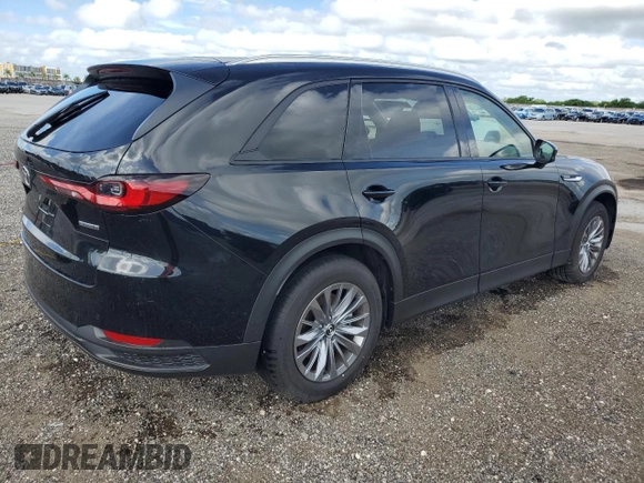 2025 Mazda CX-90 Preferred z VIN JM3KKBHD9S1217783, wystawiony jako Copart lot #60598035 z przebiegiem 5 647 mil mil oraz Czysty tytuł • Clean title. Historia ofert i sprzedaży dostępna na DreamBid. Obrazek 3.